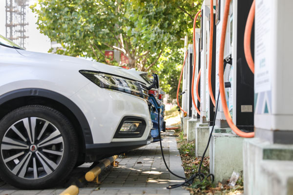 Quale manutenzione dovrebbero fare i veicoli elettrici